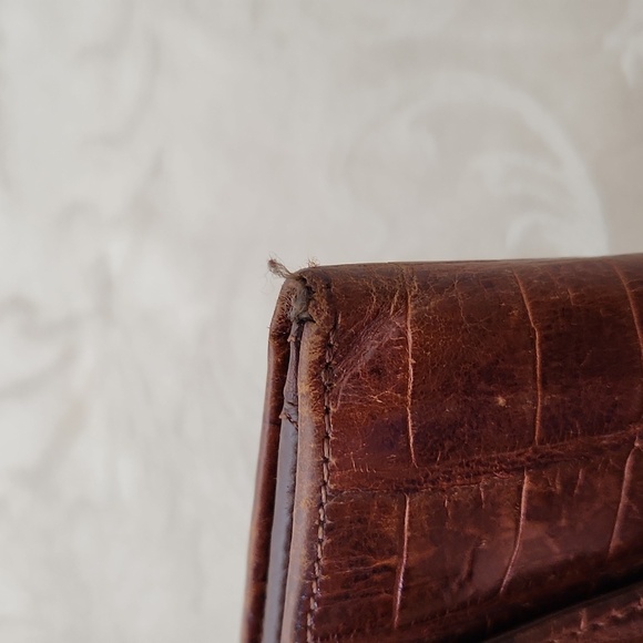 Brighton alligator embossed bronzed leather bifold wallet - Picture 9 of 11